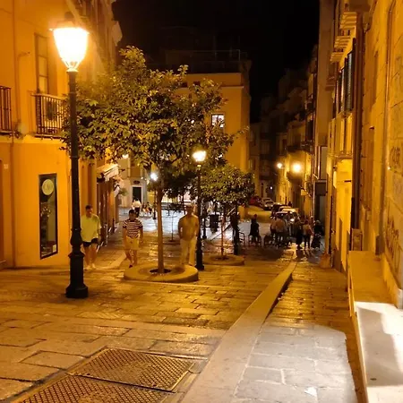 Appartement Momhouse - - *
