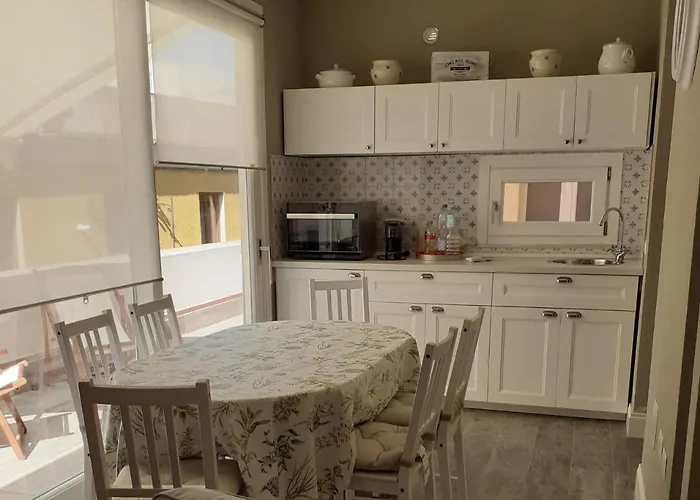 Momhouse - - Appartement